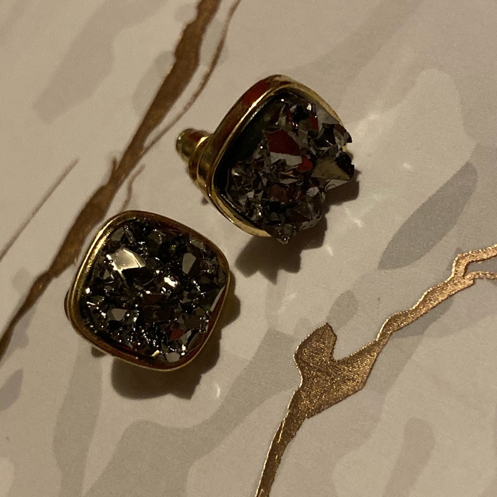Faux Druzy Earrings, Graphite! 😍😍😍😍